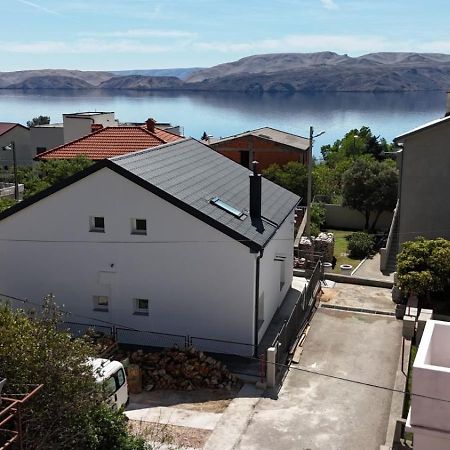 Apartman Štefan Apartment Karlobag Bagian luar foto