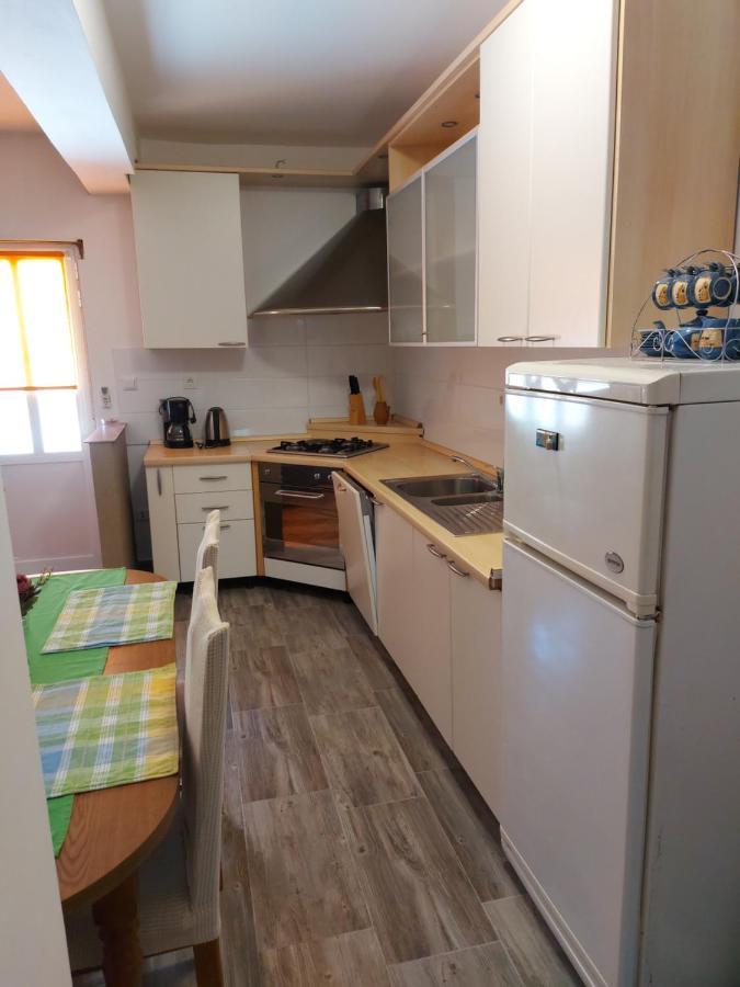Apartman Štefan Apartment Karlobag Bagian luar foto