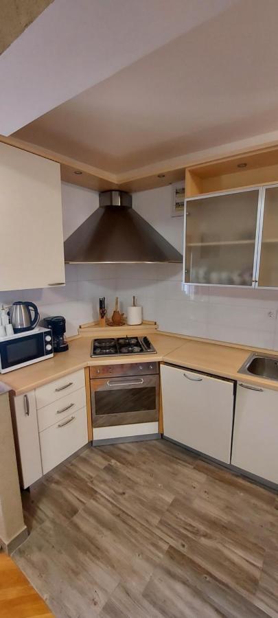 Apartman Štefan Apartment Karlobag Bagian luar foto