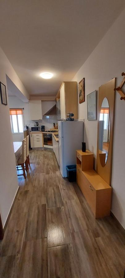 Apartman Štefan Apartment Karlobag Bagian luar foto