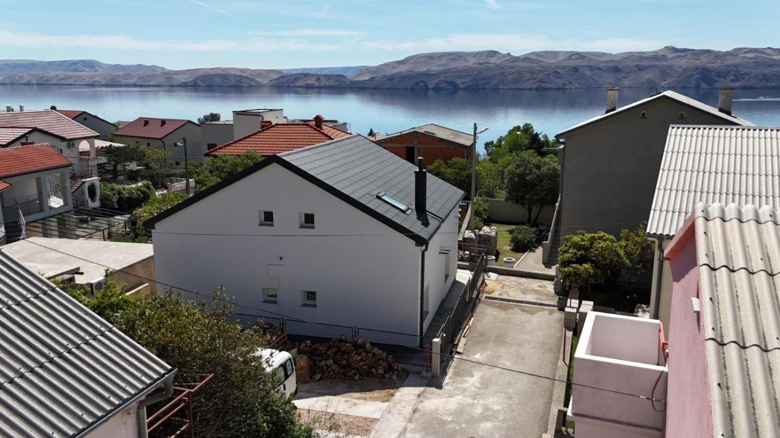 Apartman Štefan Apartment Karlobag Bagian luar foto